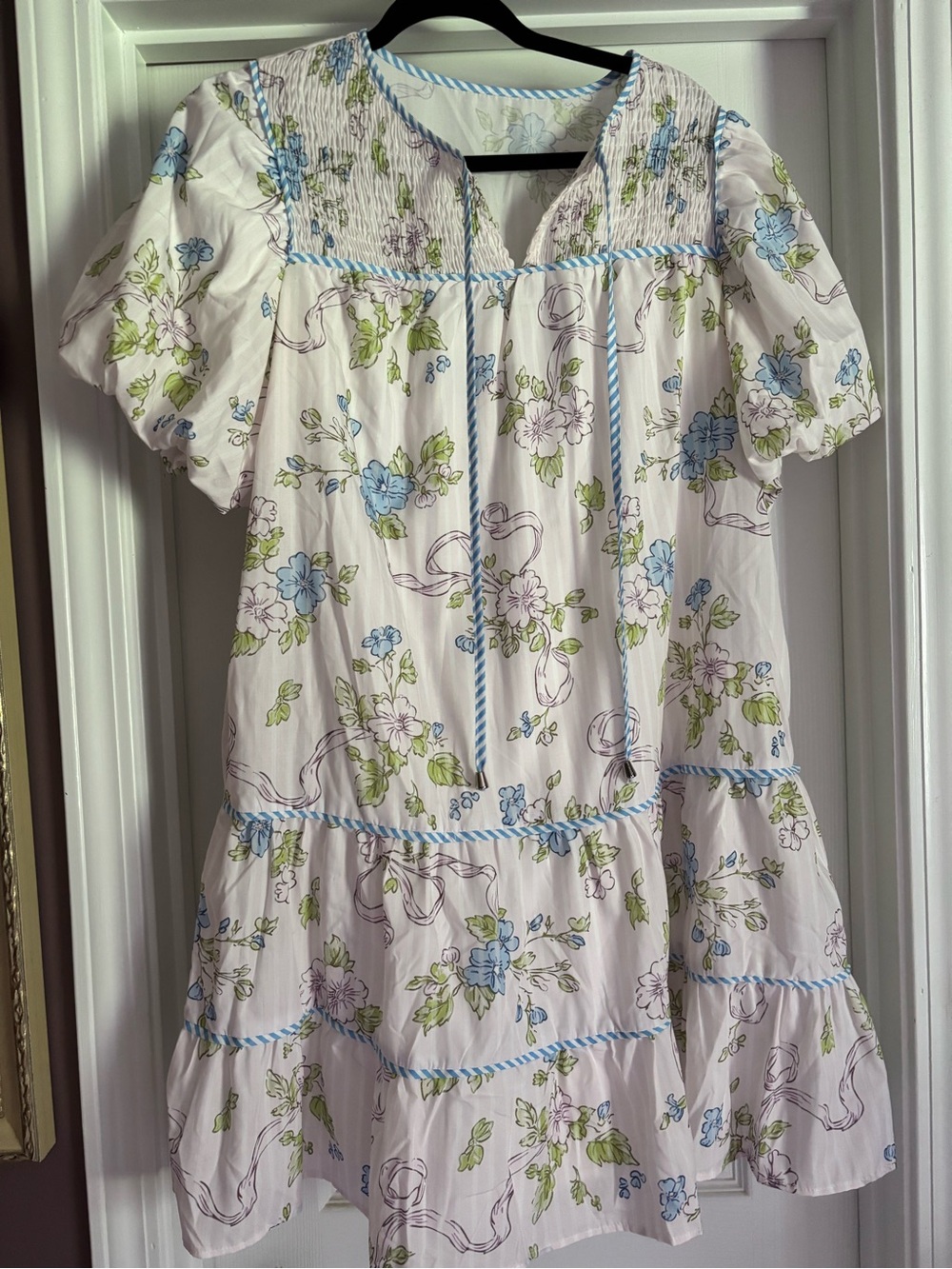 Source Unknown White Floral Tiered Dress with Blue & Green Accents